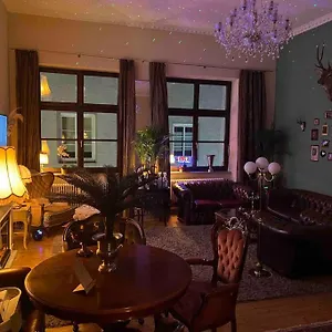 Apartment Wunderschones Herrenzimmer/loft In Der Innenstadt, Augsburg
